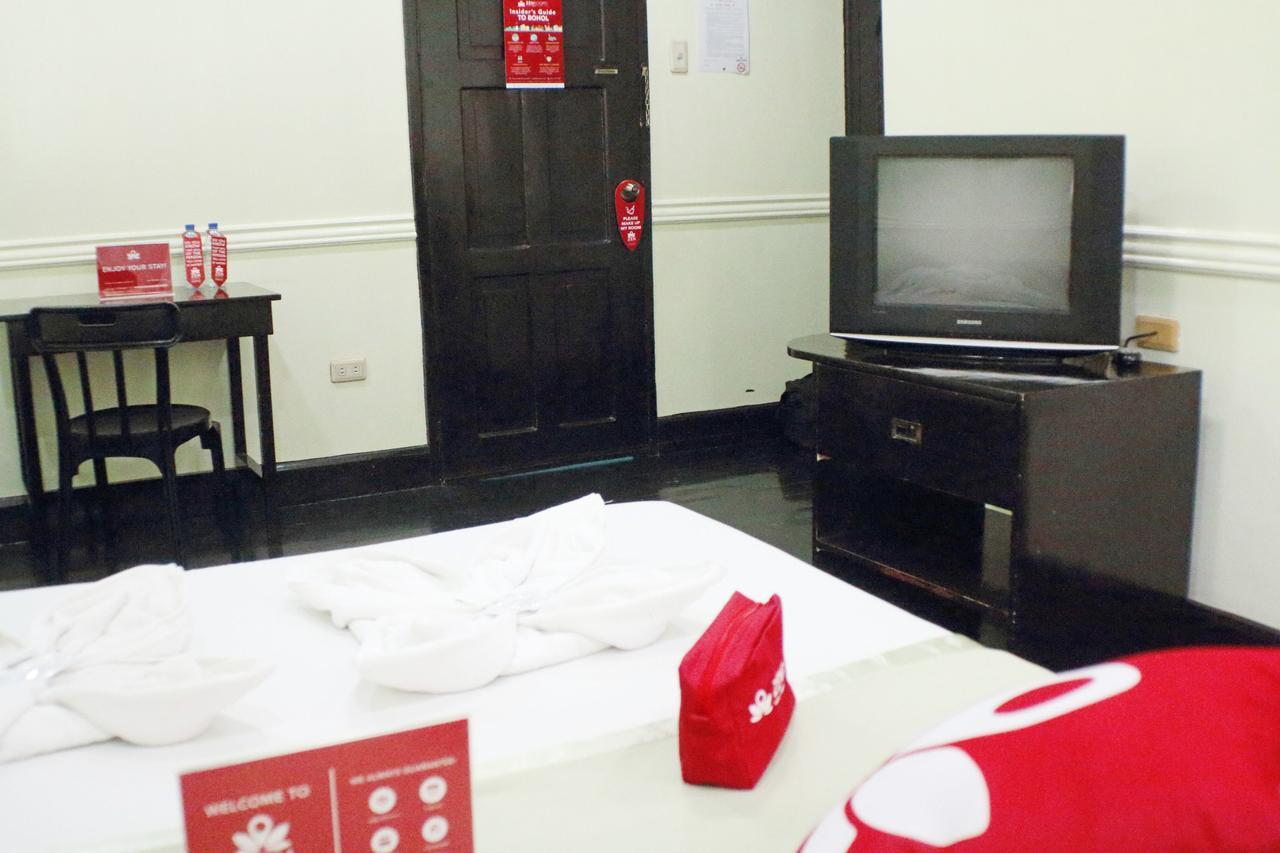Zen Rooms Vest Grand Suites Bohol Tagbilaran City Exterior photo