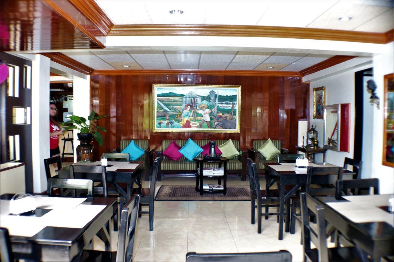 Zen Rooms Vest Grand Suites Bohol Tagbilaran City Exterior photo